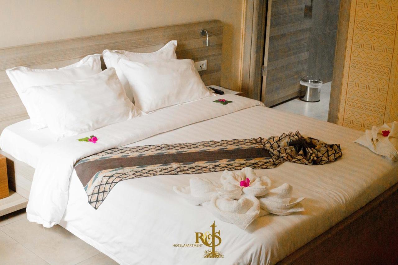 Roots Hotel Apartments Abidjan Luaran gambar