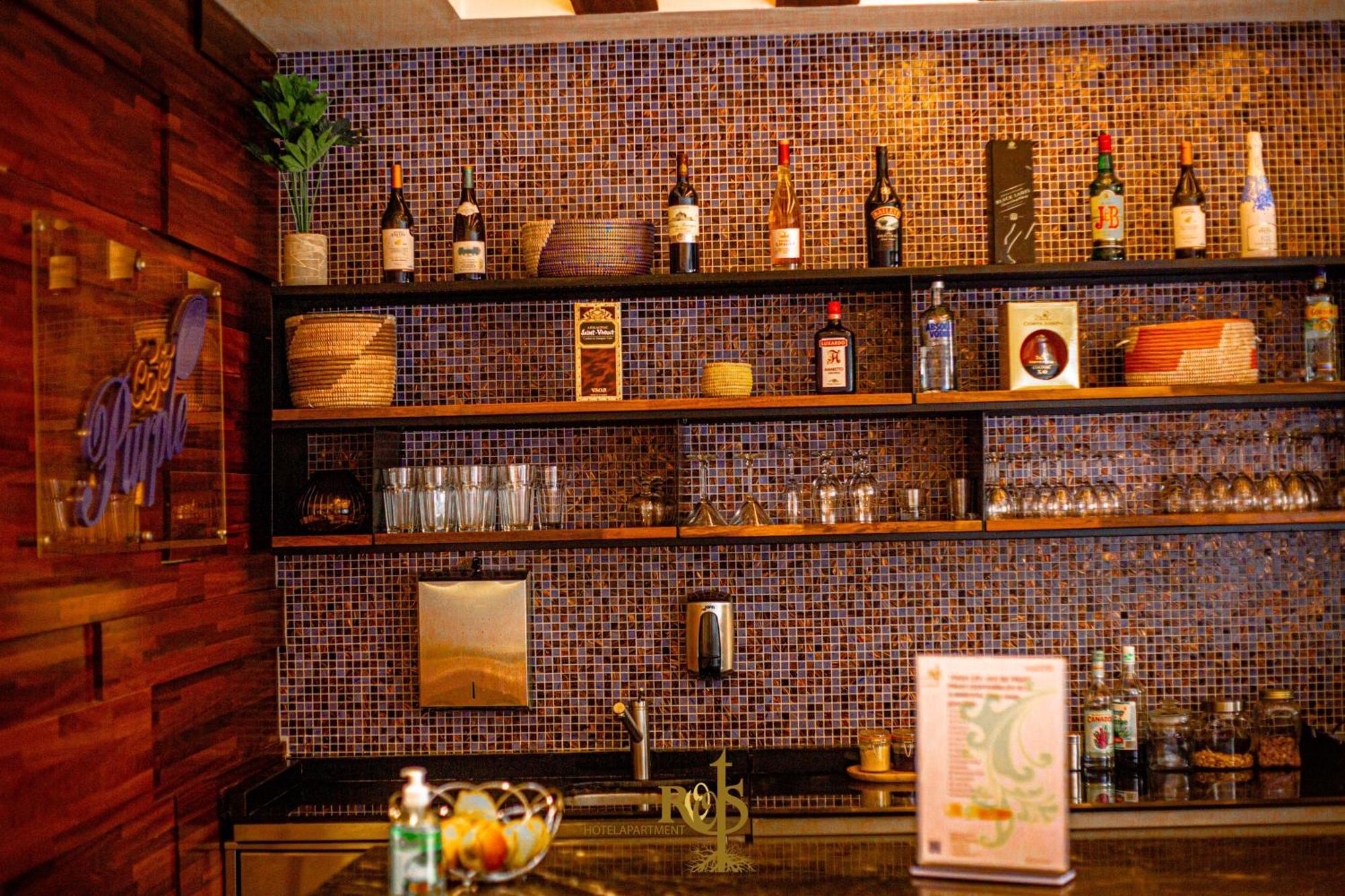 Roots Hotel Apartments Abidjan Luaran gambar