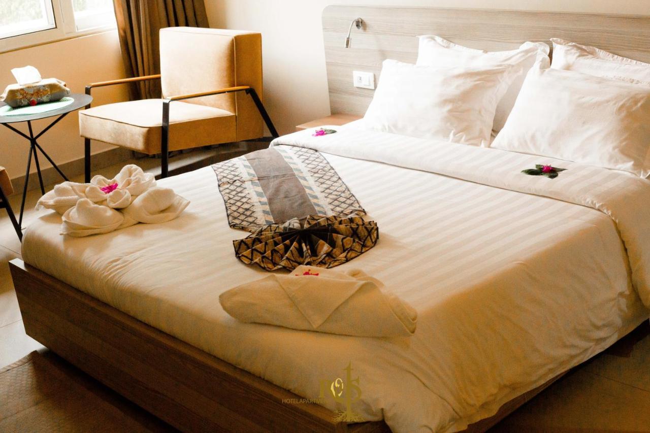 Roots Hotel Apartments Abidjan Luaran gambar