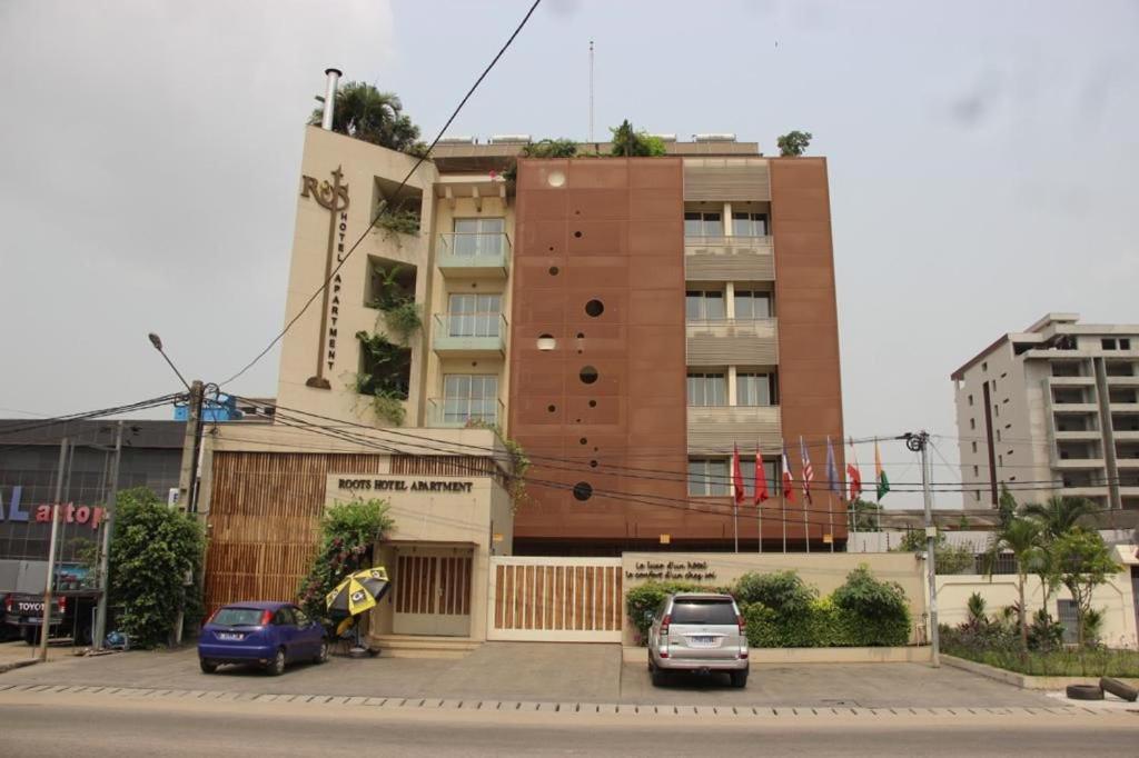 Roots Hotel Apartments Abidjan Luaran gambar