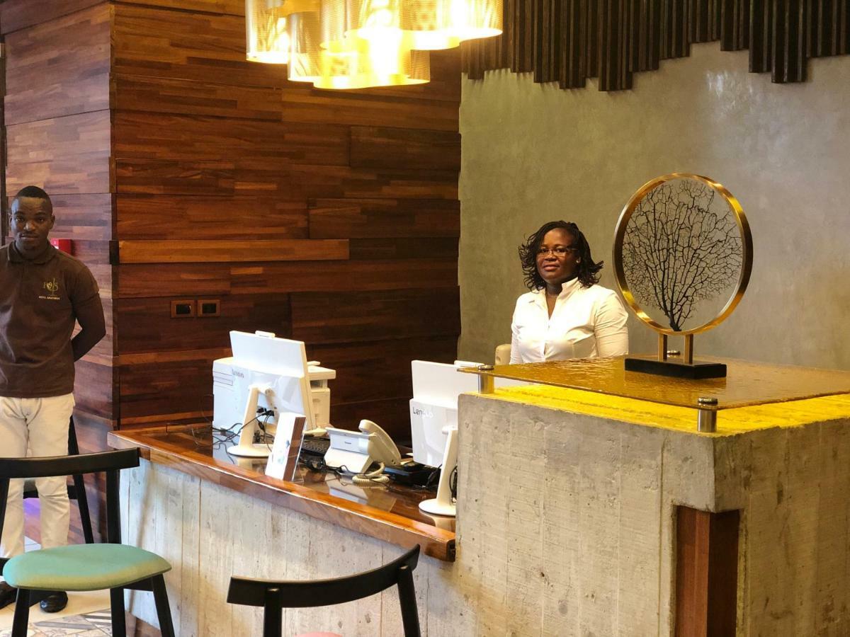 Roots Hotel Apartments Abidjan Luaran gambar