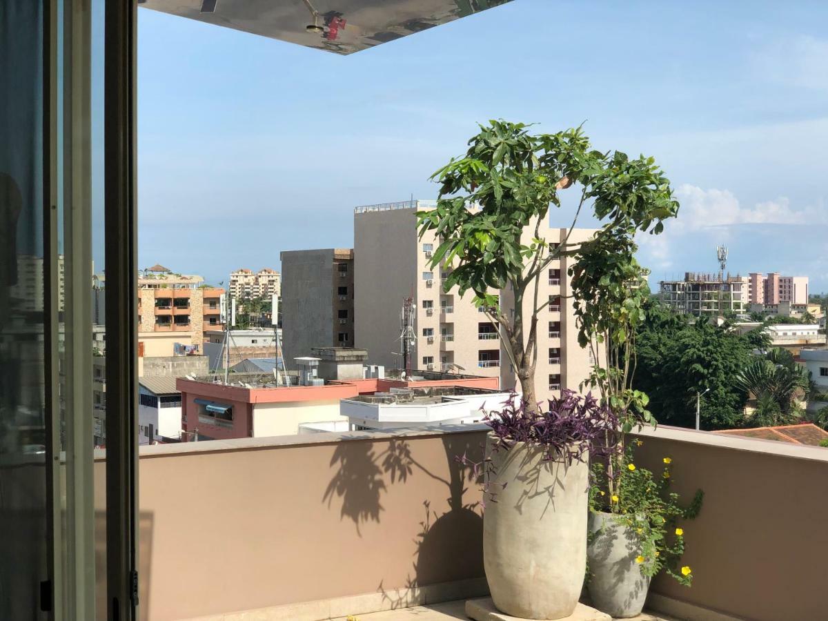 Roots Hotel Apartments Abidjan Luaran gambar